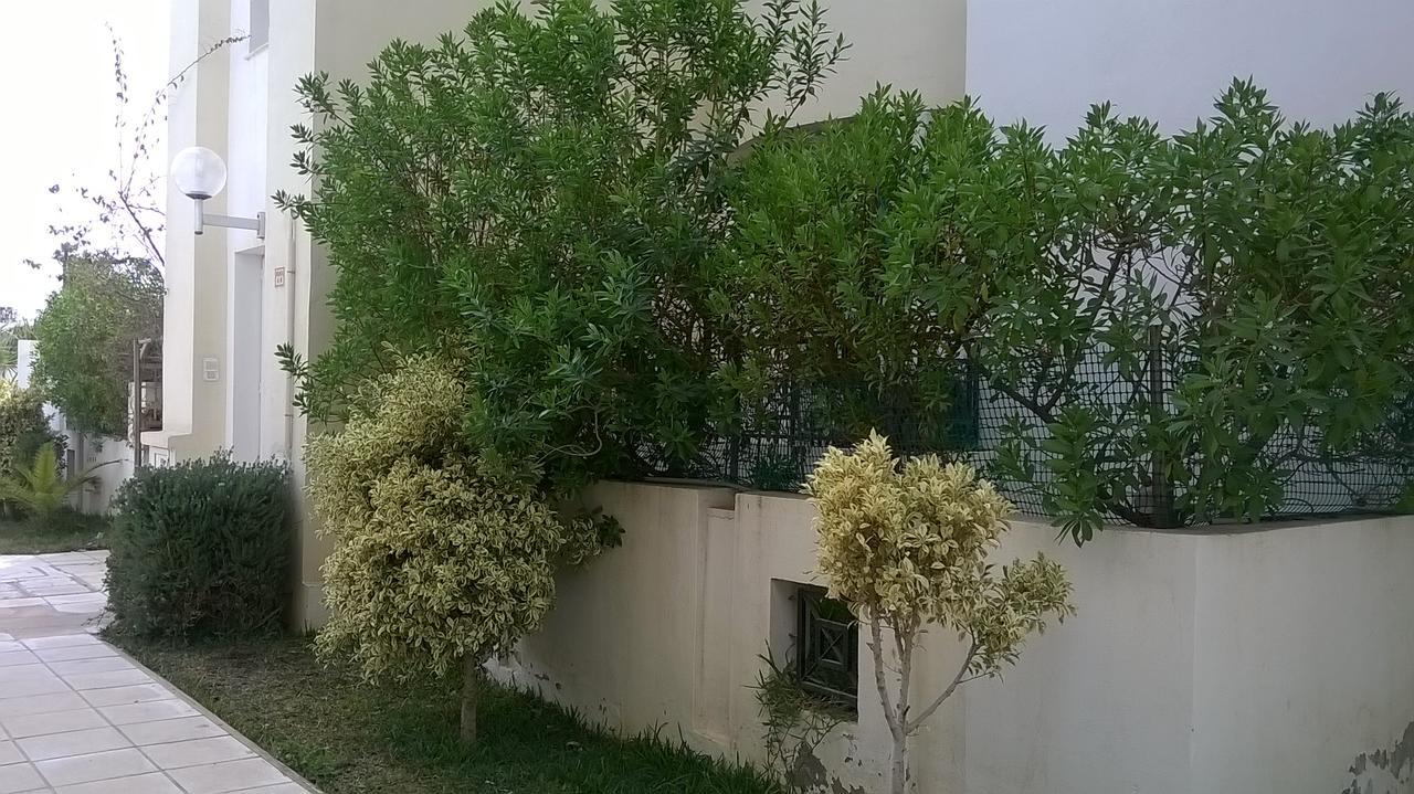 Апартаменты Happy House Ennasr Арьяна Экстерьер фото